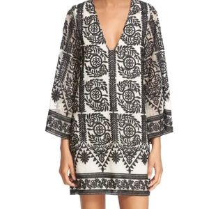 Alice + Olivia | Katt Caftan Mini Dress |